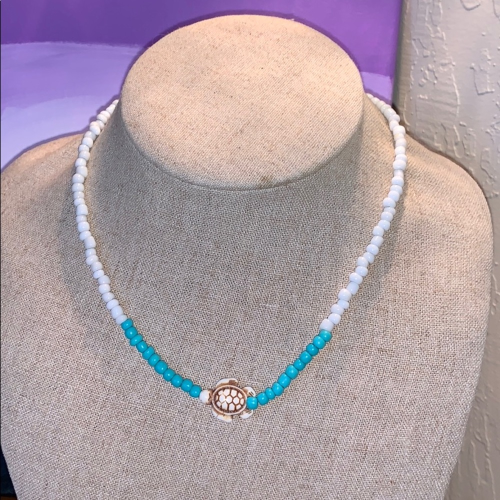 VSCO seed bead necklace with a turtle charm